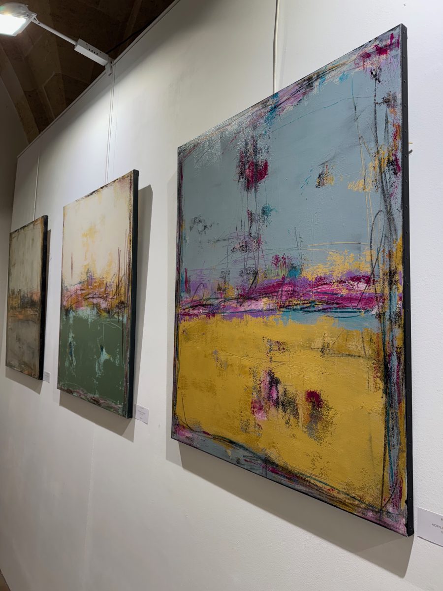 Tania Carrara, artiste peintre girondine aux oeuvres abstraites et vibrantes